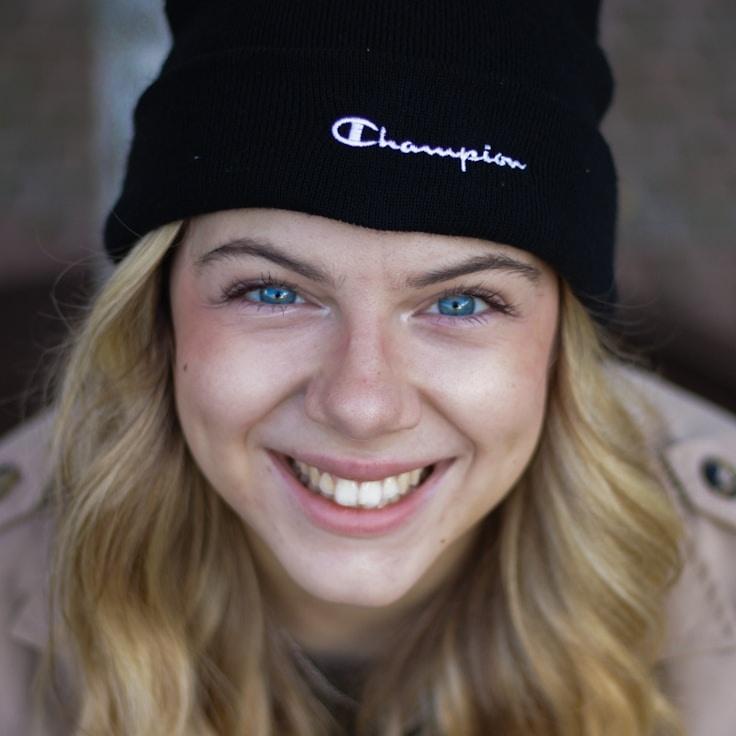 Emma Mueller - Founder of QulVenTarimZed